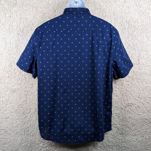 H & M* Men's Short Sleeve Button Down‎ Curved Hem Chest Pocket Shirt~ Size Large - Picture 2 of 12